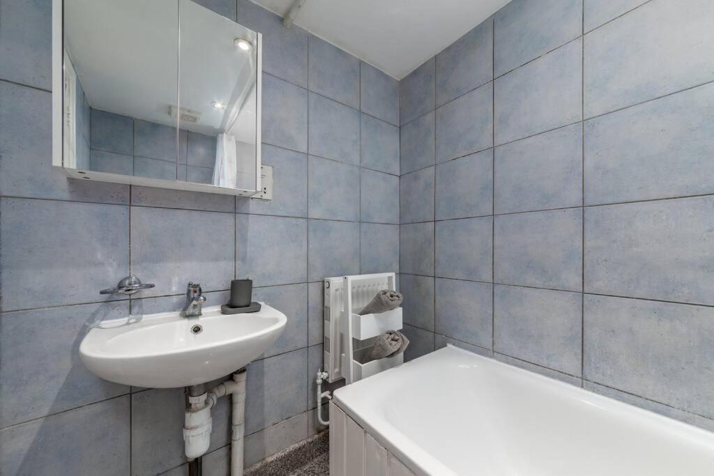 Lovely One Bedroom Flat On Edgware Road #03 London Exterior photo